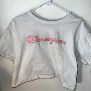 White cropped Champion size S teeshirt